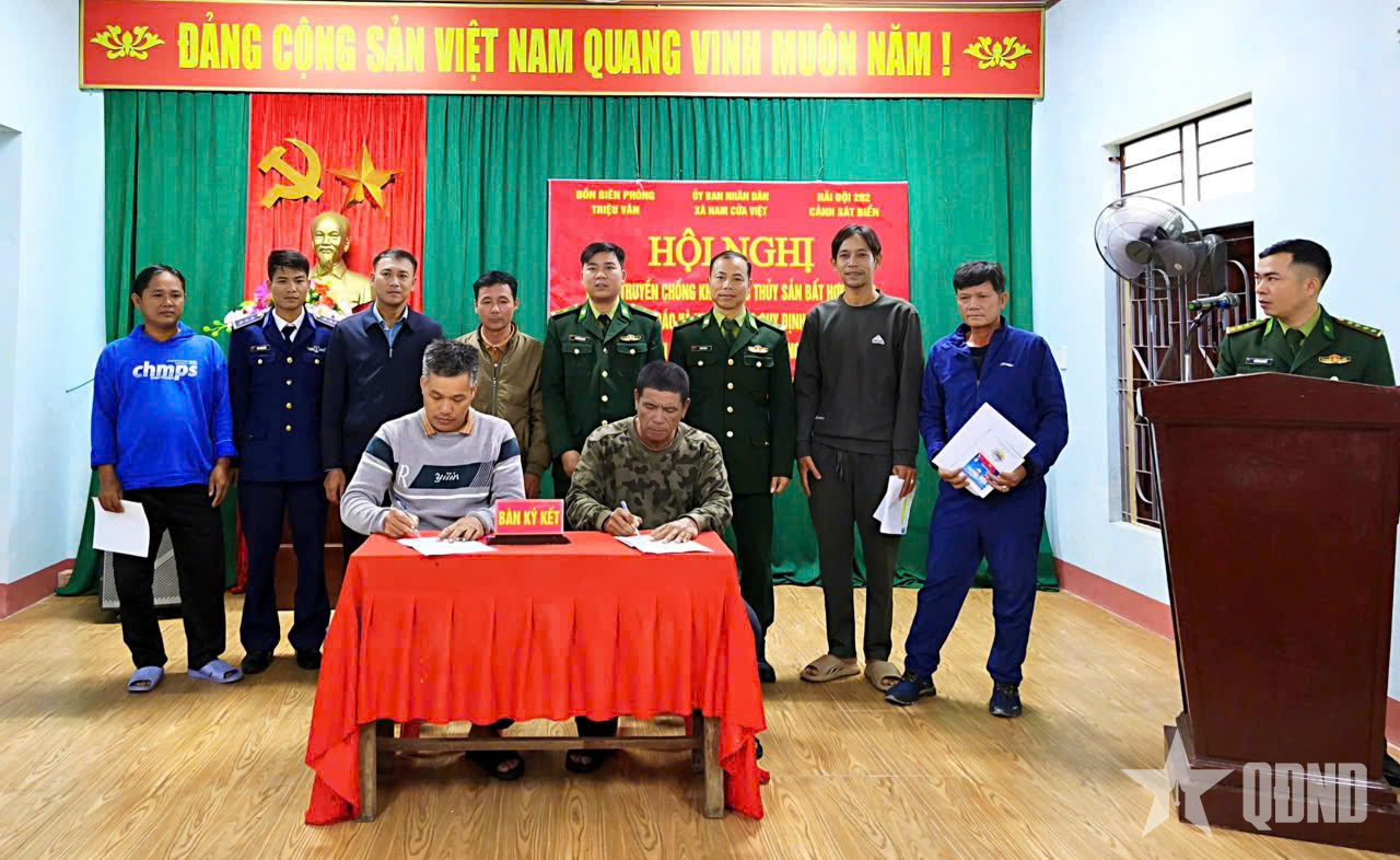 Bộ đội Biên phòng Quảng Trị: Tuyên truyền phòng, chống khai thác hải sản bất hợp pháp cho ngư dân